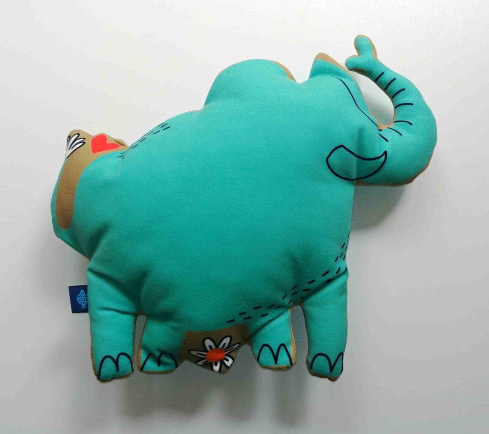 016 2 3 scaled 1000x889 - عروسک بزرگ فیل مهربان کد 016