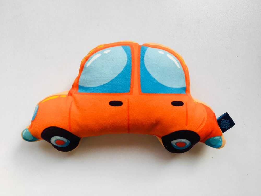 8 1000x750 - عروسک فسقلی ماشین نارنجی کد 008